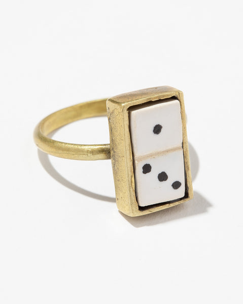Anillo Dominó